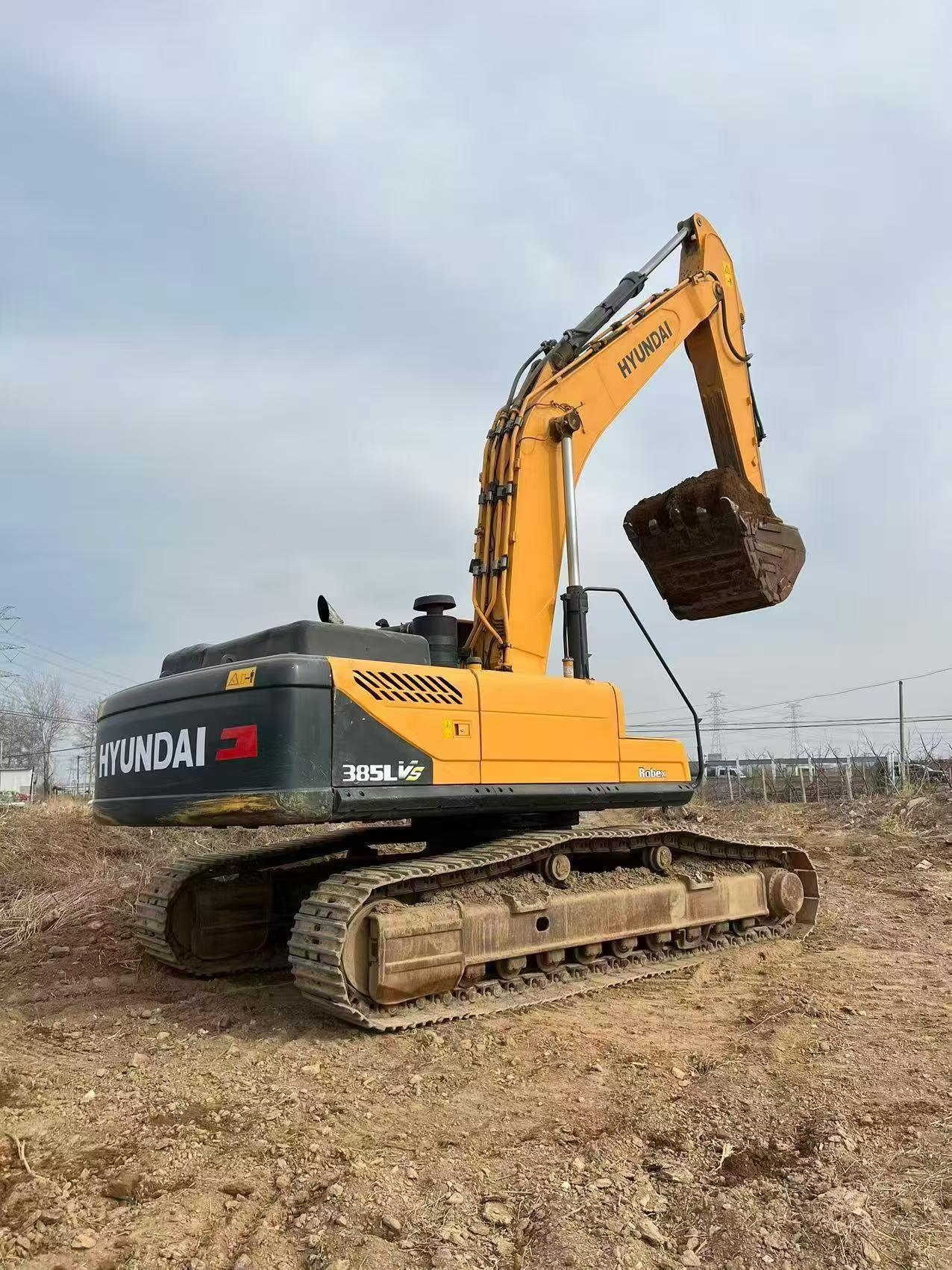 Buy Hyundai R385LVS Used Excavator / 9