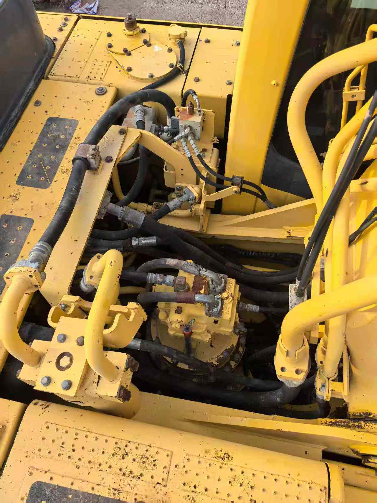 Buy Komatsu PC350-6 Used Excavator / 6