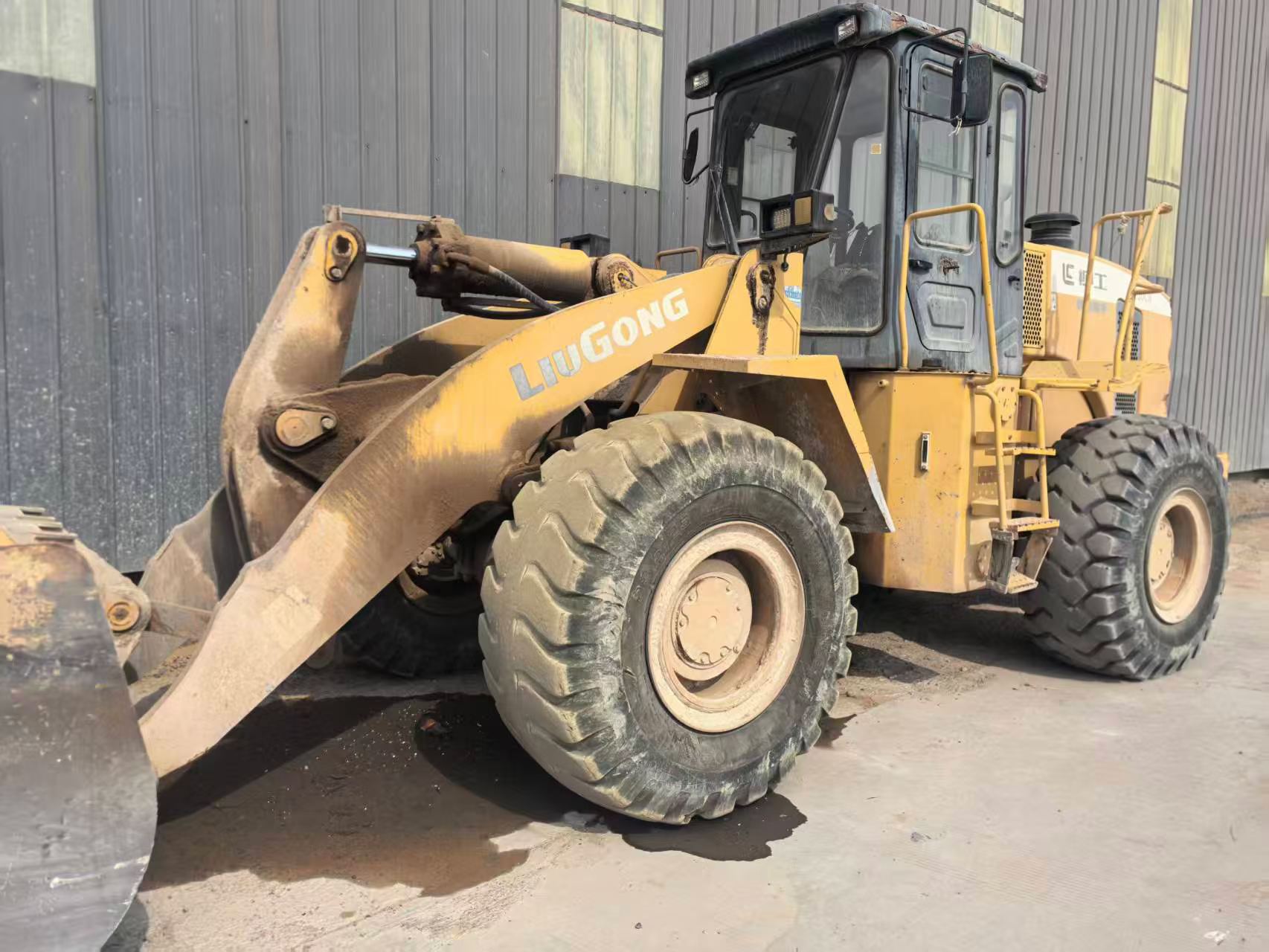 Buy LiuGong ZL50CN Used Loader / 6