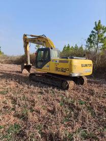 Buy Sumitomo SH200-2 Used Excavator / 4 Buy Sumitomo SH200-2 Used Excavator / 4