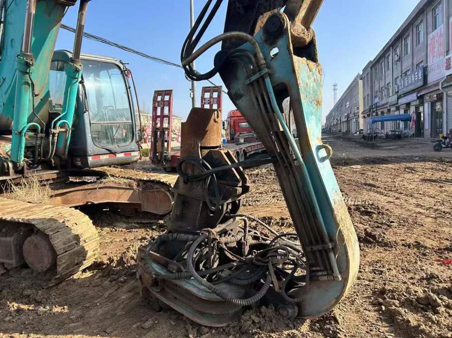 Buy Kobelco SK260 Used Excavator / 7