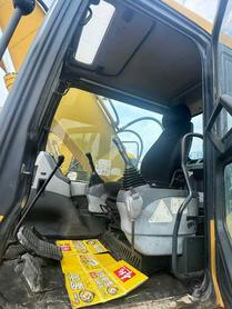 Buy Komatsu PC200-7 Used Excavator / 3 Buy Komatsu PC200-7 Used Excavator / 3