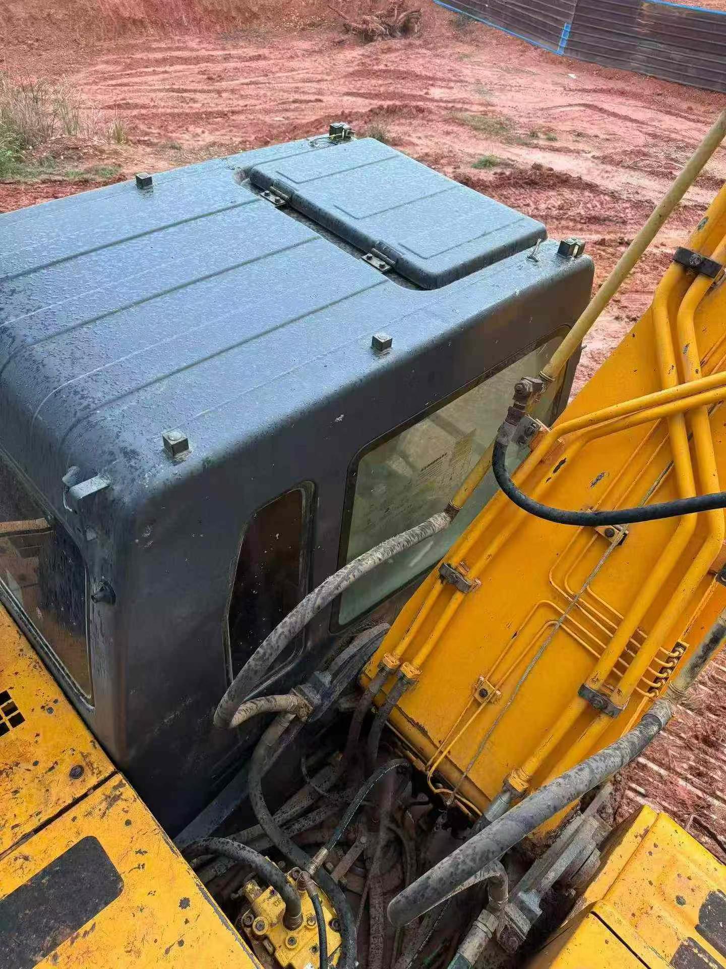 Buy Hyundai R215-7C Used Excavator / 6