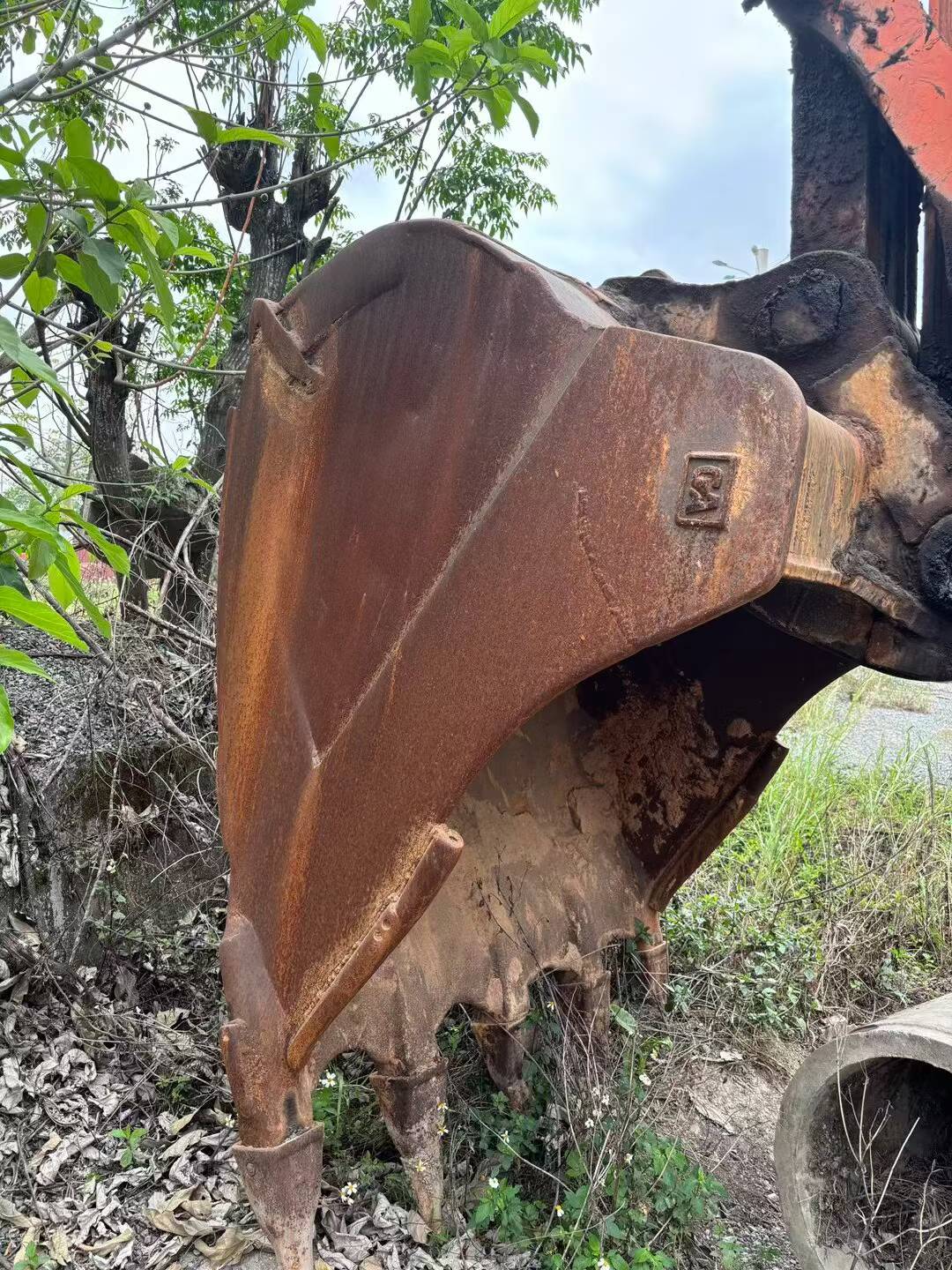 Buy Hitachi ZX450-6 Used Excavator / 3