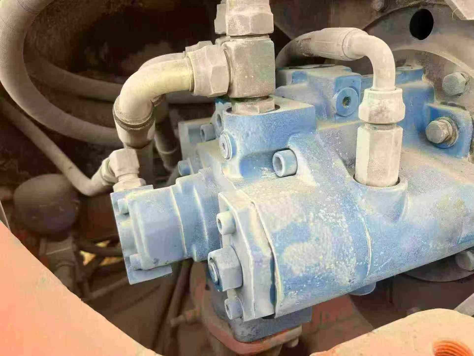 Buy Doosan DH80 Used Excavator / 7