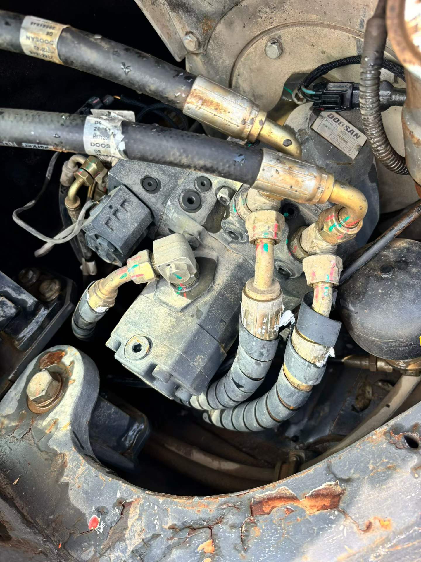 Buy Doosan DX55W Used Excavator / 3