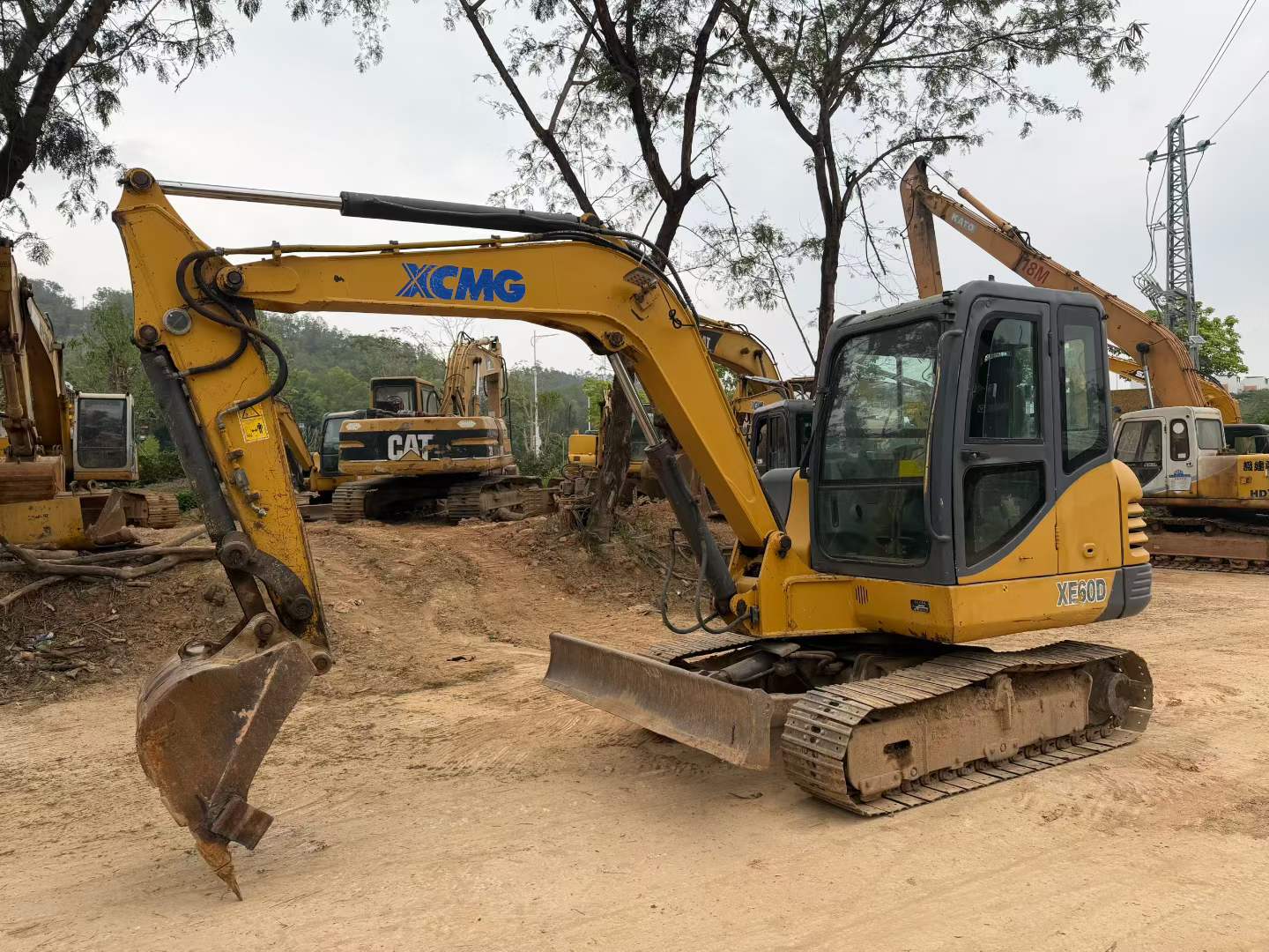Buy XCMG XE60 Used Excavator / 4