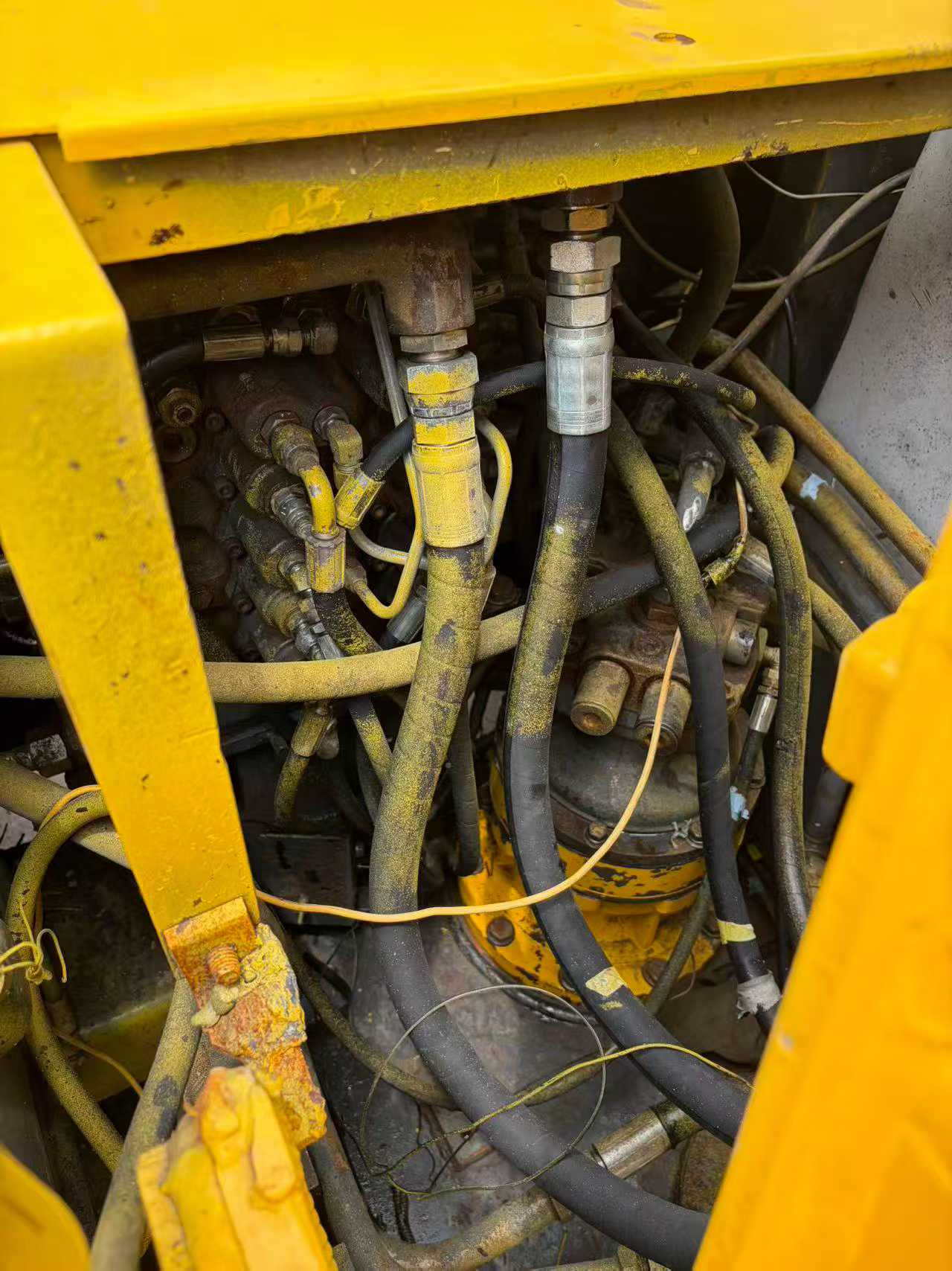 Buy Sumitomo SH120 Used Excavator / 4