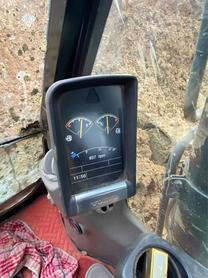 Buy Volvo L220E Used Excavator / 2 Buy Volvo L220E Used Excavator / 2