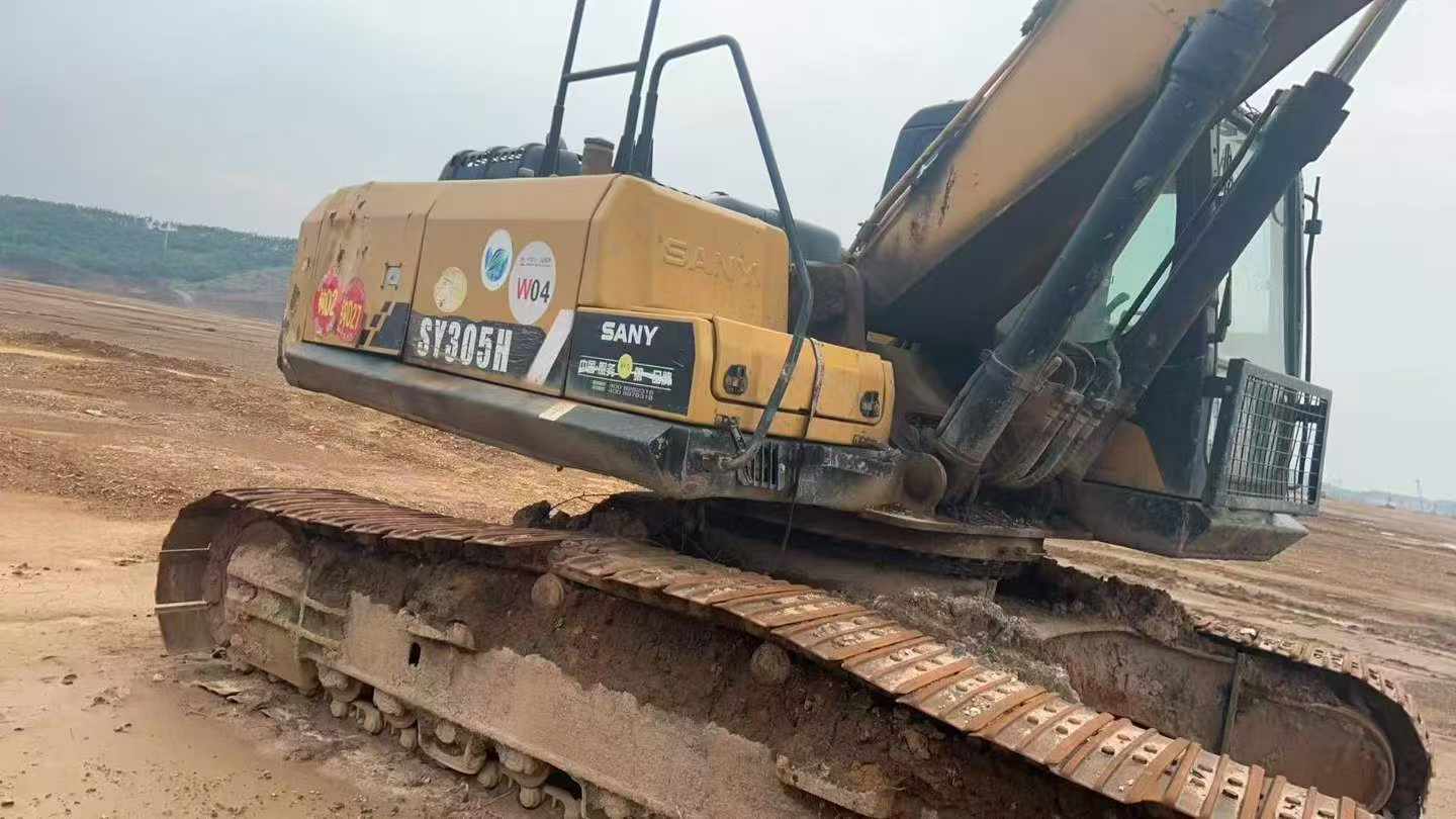 Buy Sany SY245H Used Excavator / 3