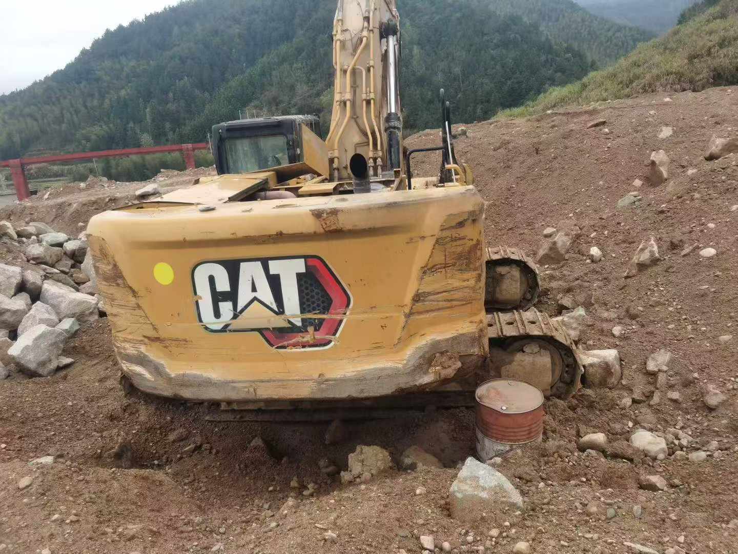 Buy Caterpillar 345B Used Excavator / 8