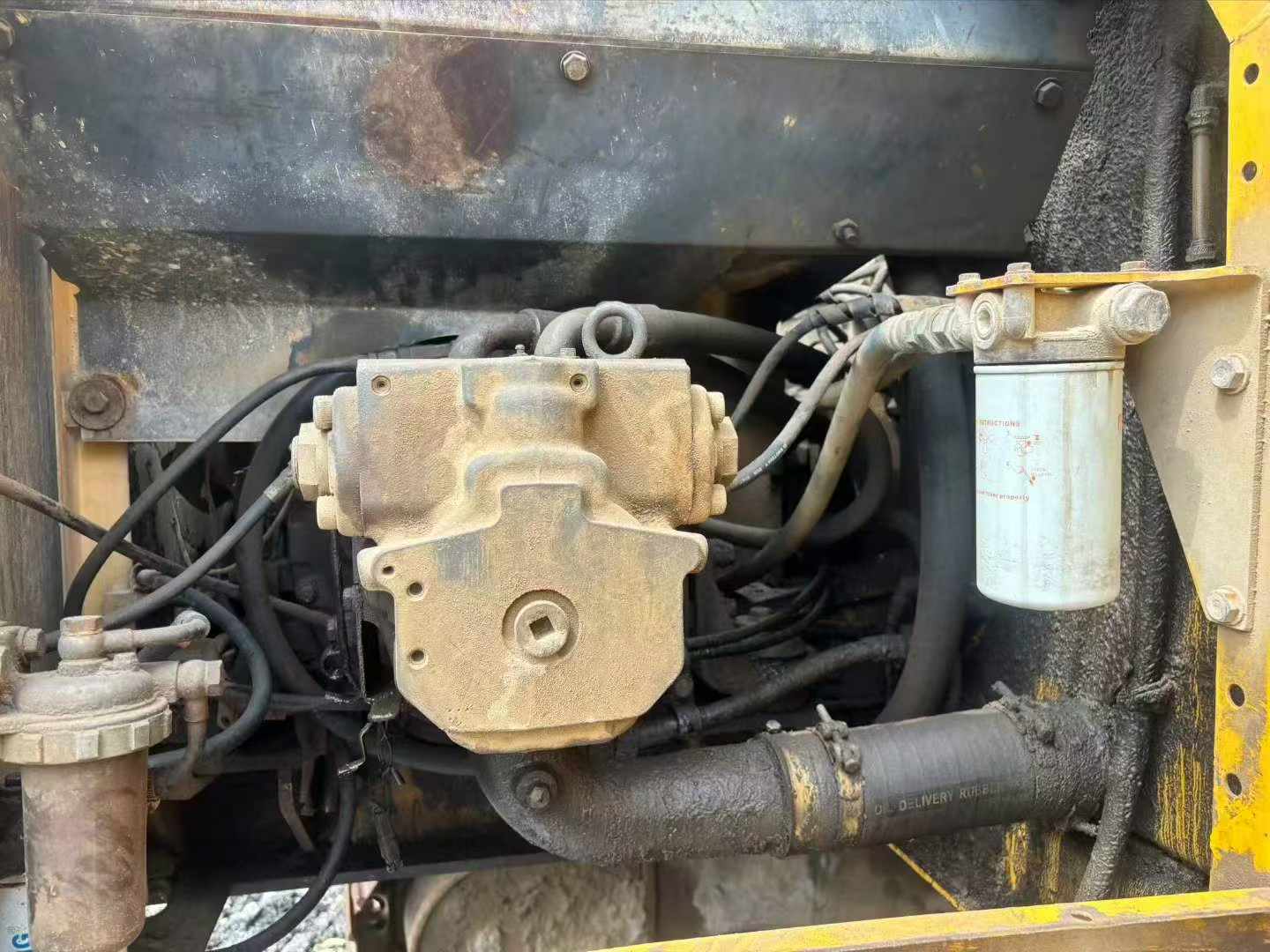 Buy Komatsu PC200-7 Used Excavator / 4