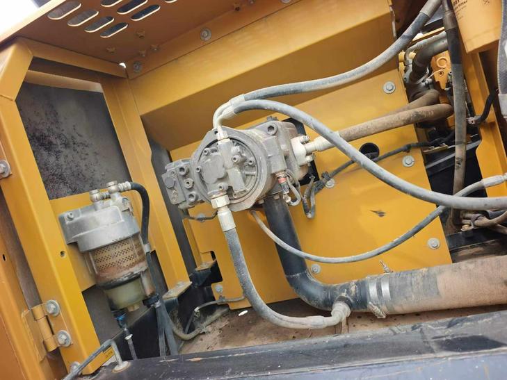 Buy Sany SY245H Used Excavator / 1