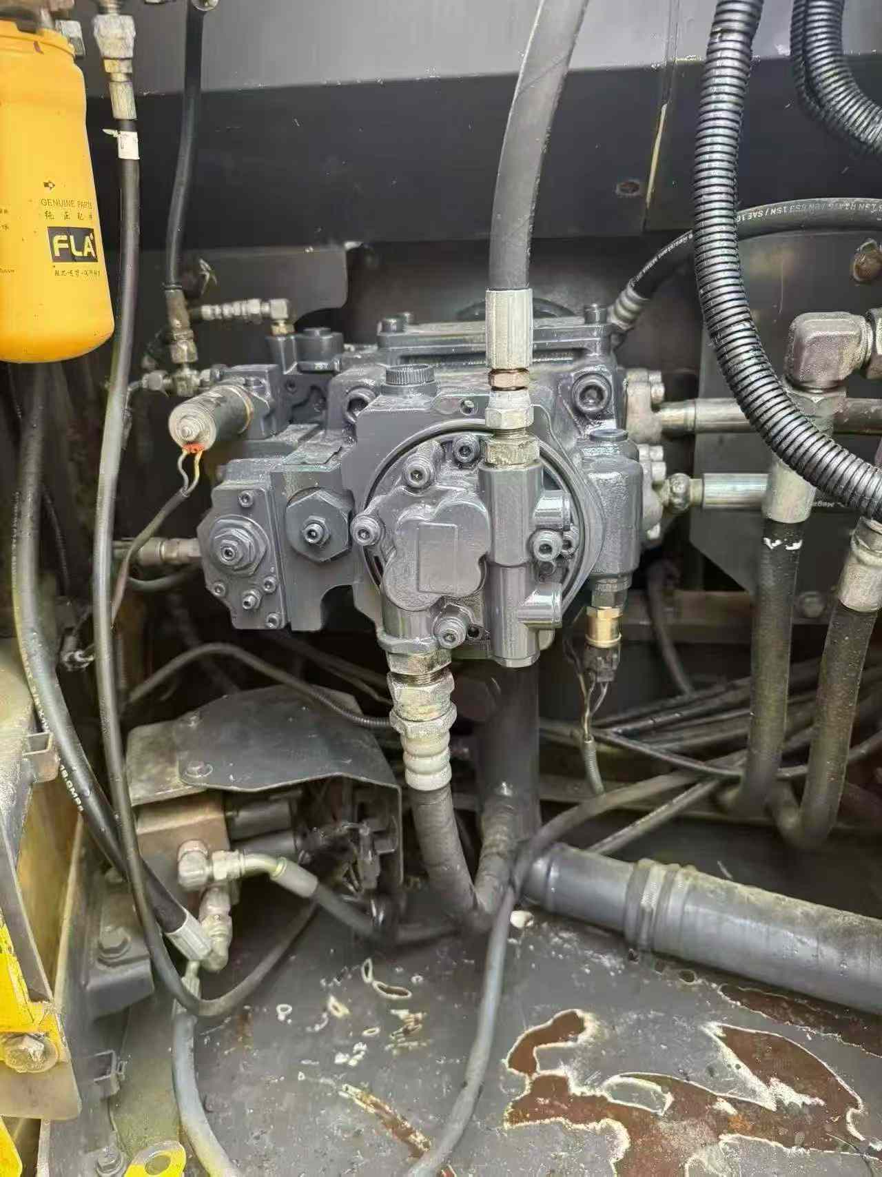 Buy Sumitomo SH130-3 Used Excavator / 7