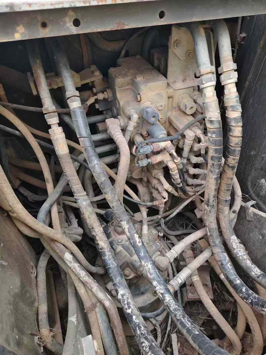 Compre Excavadora Sumitomo SH130-6 Usada / 8