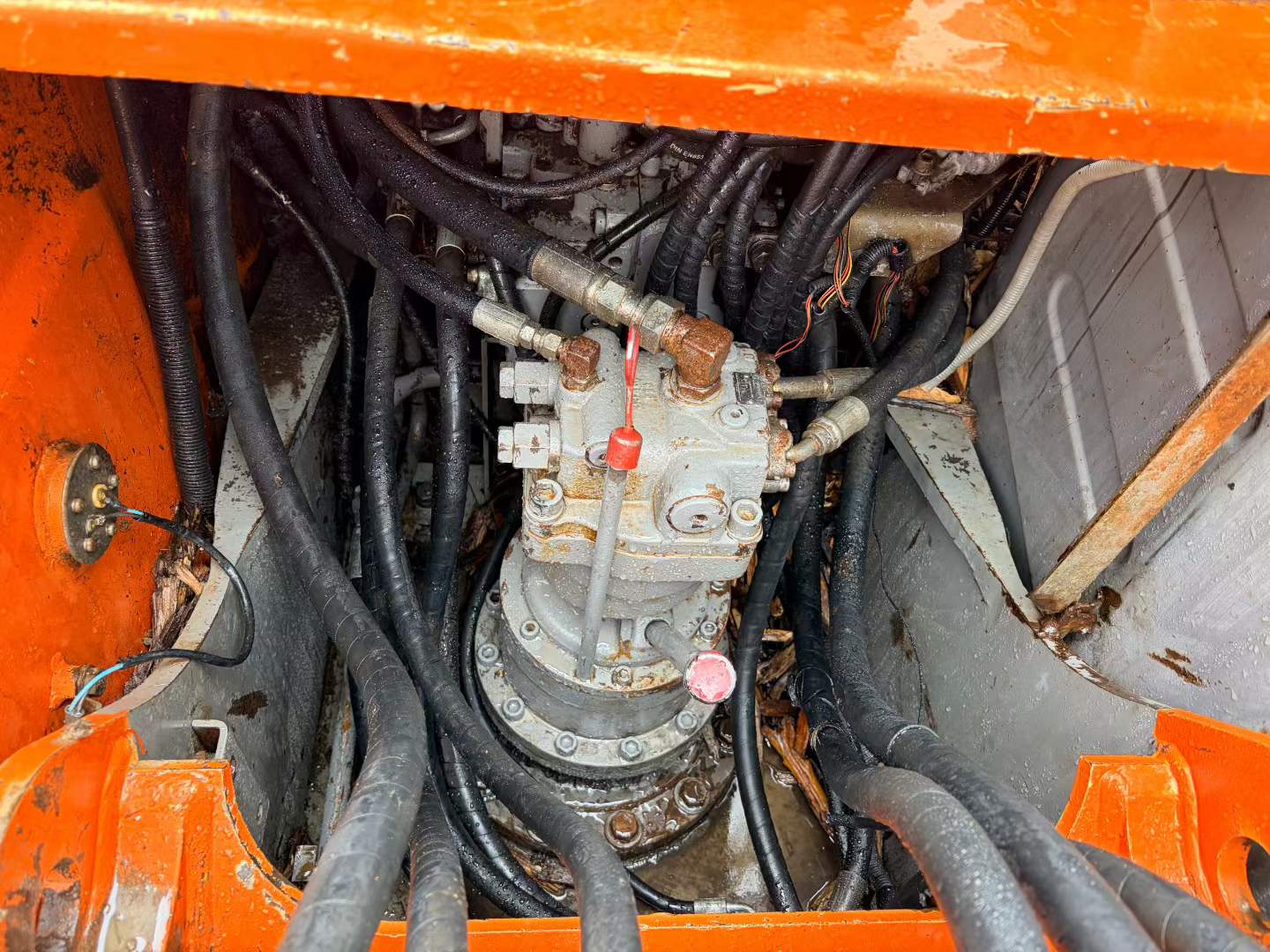 Buy Hitachi EX120-6 Used Excavator / 9