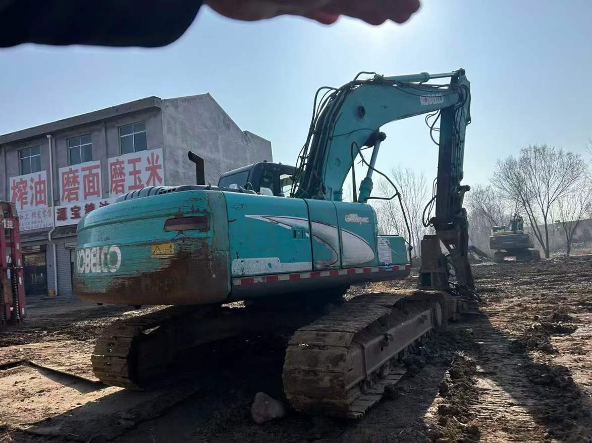 Buy Kobelco SK260 Used Excavator / 3