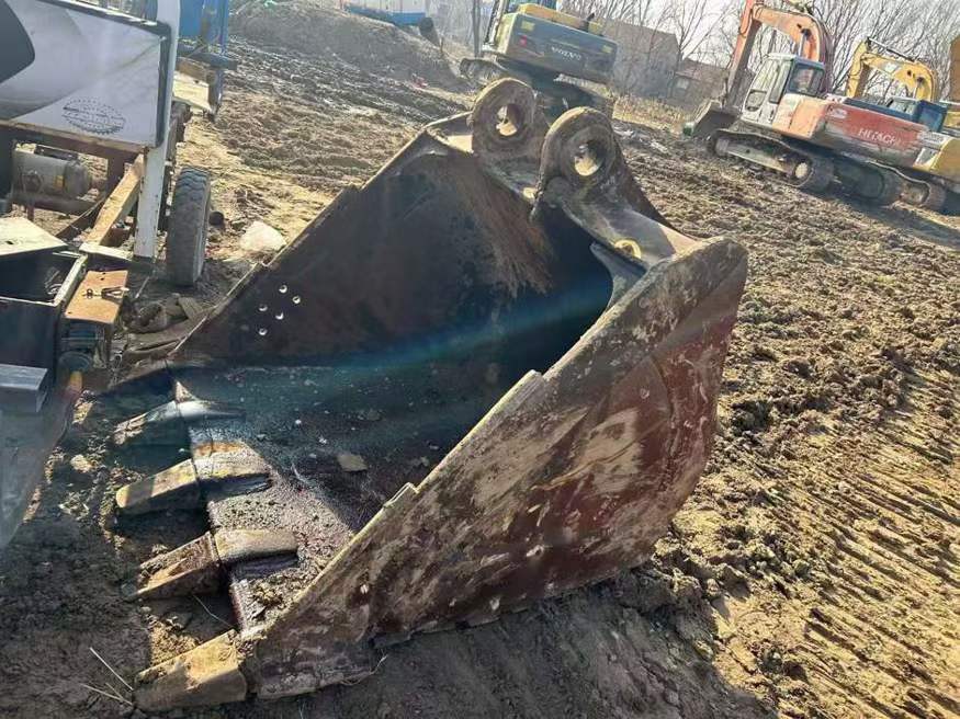 Buy Kobelco SK260 Used Excavator / 9