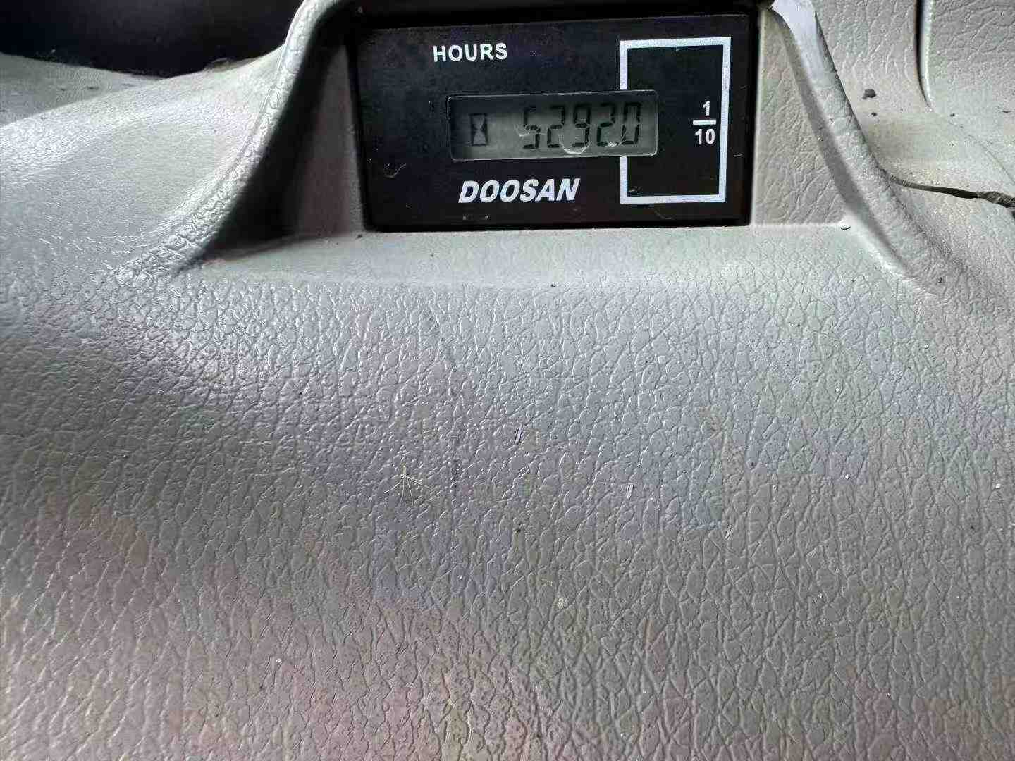 Buy Doosan DH420LC-7 Used Excavator / 6