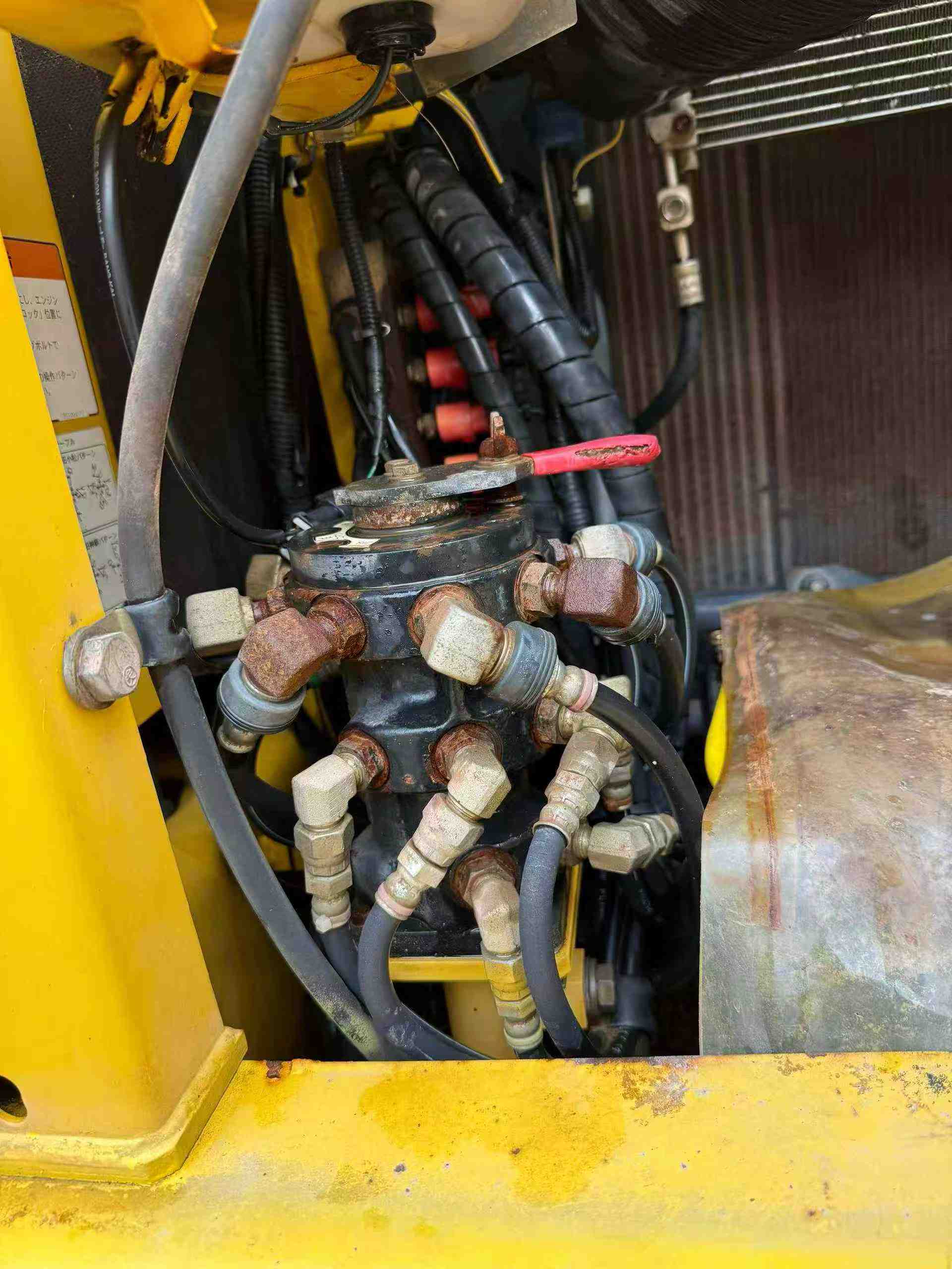 Buy Komatsu PC120-8 Used Excavator / 8