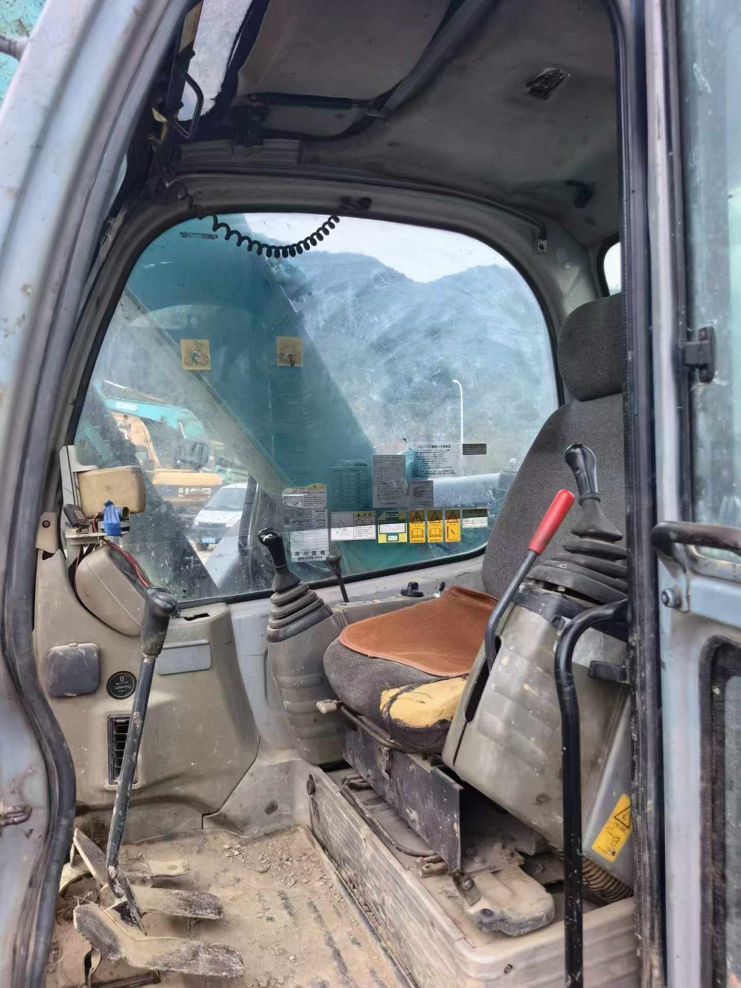 Buy Kobelco SK70SR Used Excavator / 8