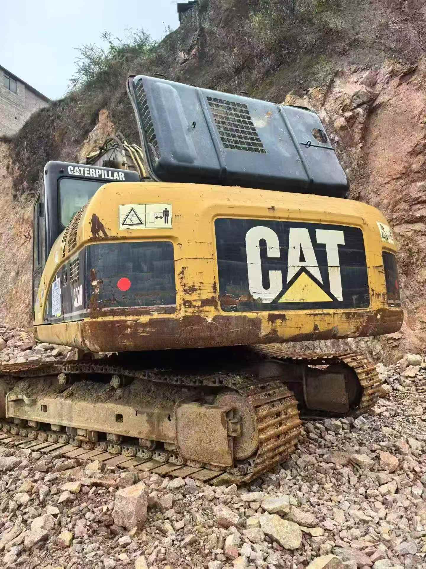 Buy Caterpillar 320A Used Excavator / 3