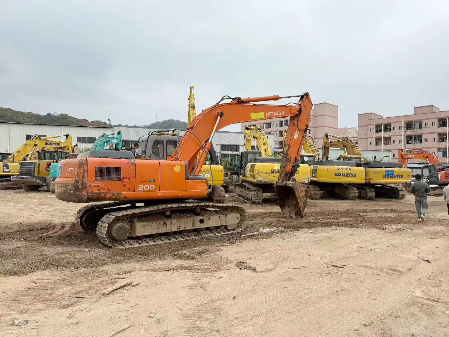 Buy Hitachi ZX200-6 Used Excavator / 3