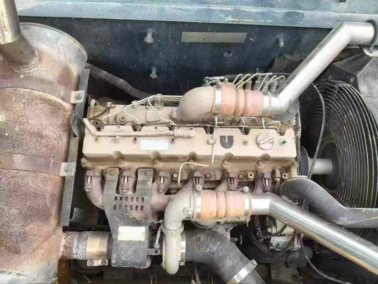 Buy Hyundai R275LVS Used Excavator / 2