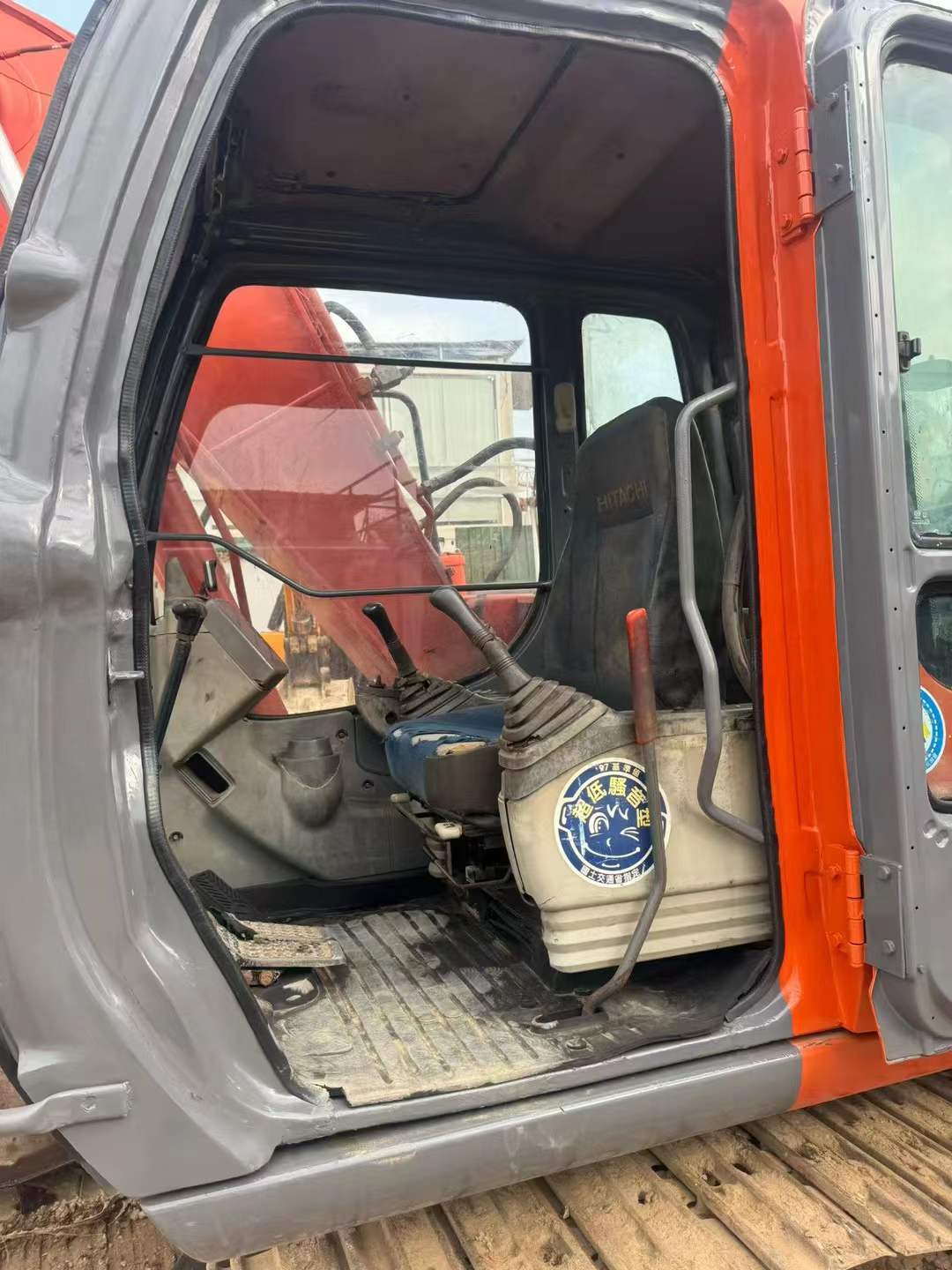 Buy Hitachi EX120-6 Used Excavator / 4