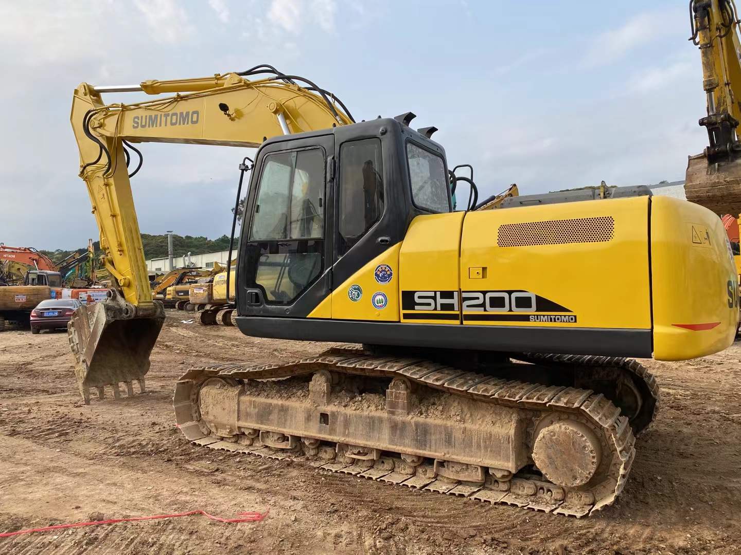 Buy Sumitomo SH200A5 Used Excavator / 2