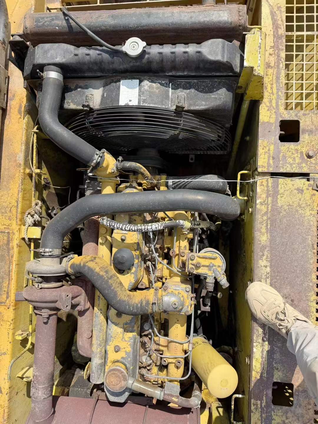 Buy Caterpillar 320B Used Excavator / 9