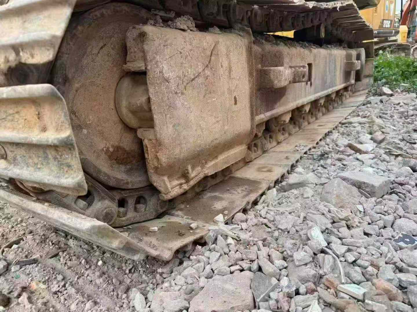 Buy Sumitomo SH130-3 Used Excavator / 4