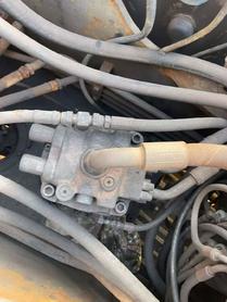 Buy Sumitomo SH200-3 Used Excavator / 2 Buy Sumitomo SH200-3 Used Excavator / 2