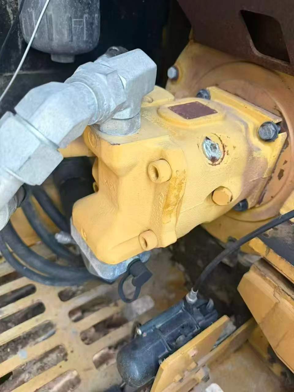 Buy Caterpillar 305.5 Used Excavator / 7