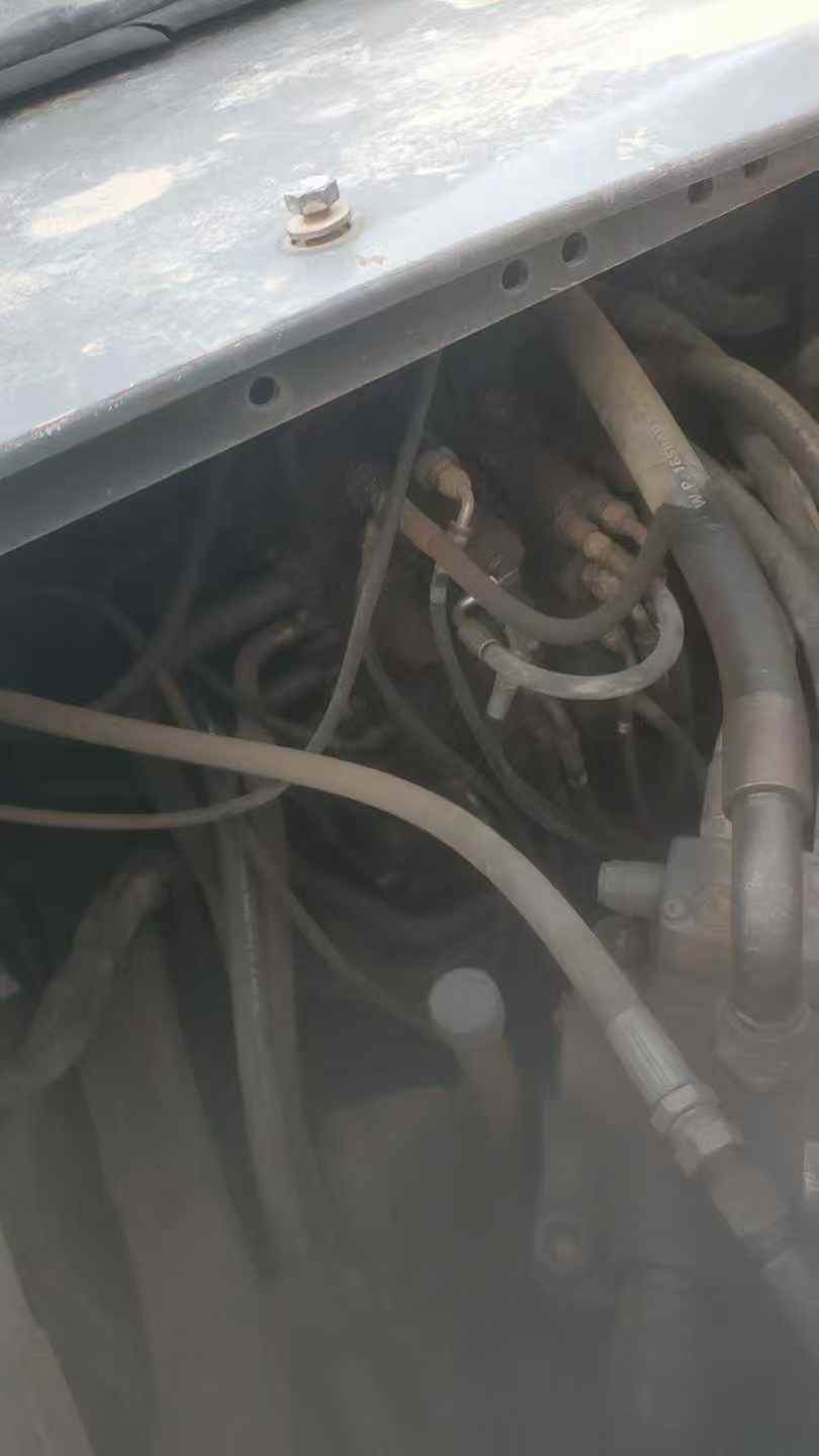 Buy Sumitomo SH240-5 Used Excavator / 4