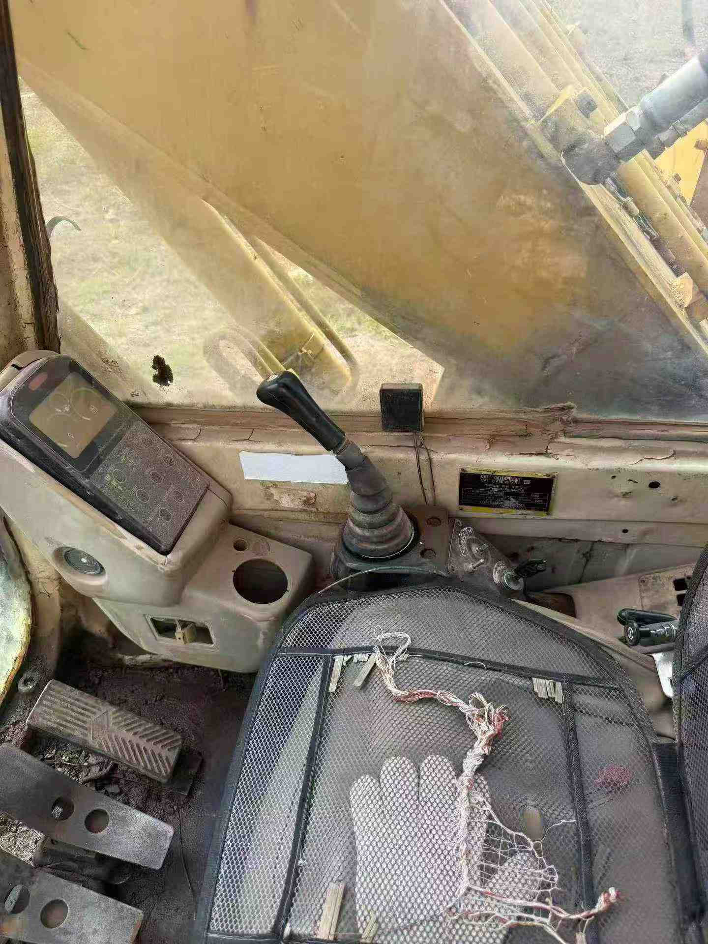 Buy Caterpillar 320V2 Used Excavator / 6