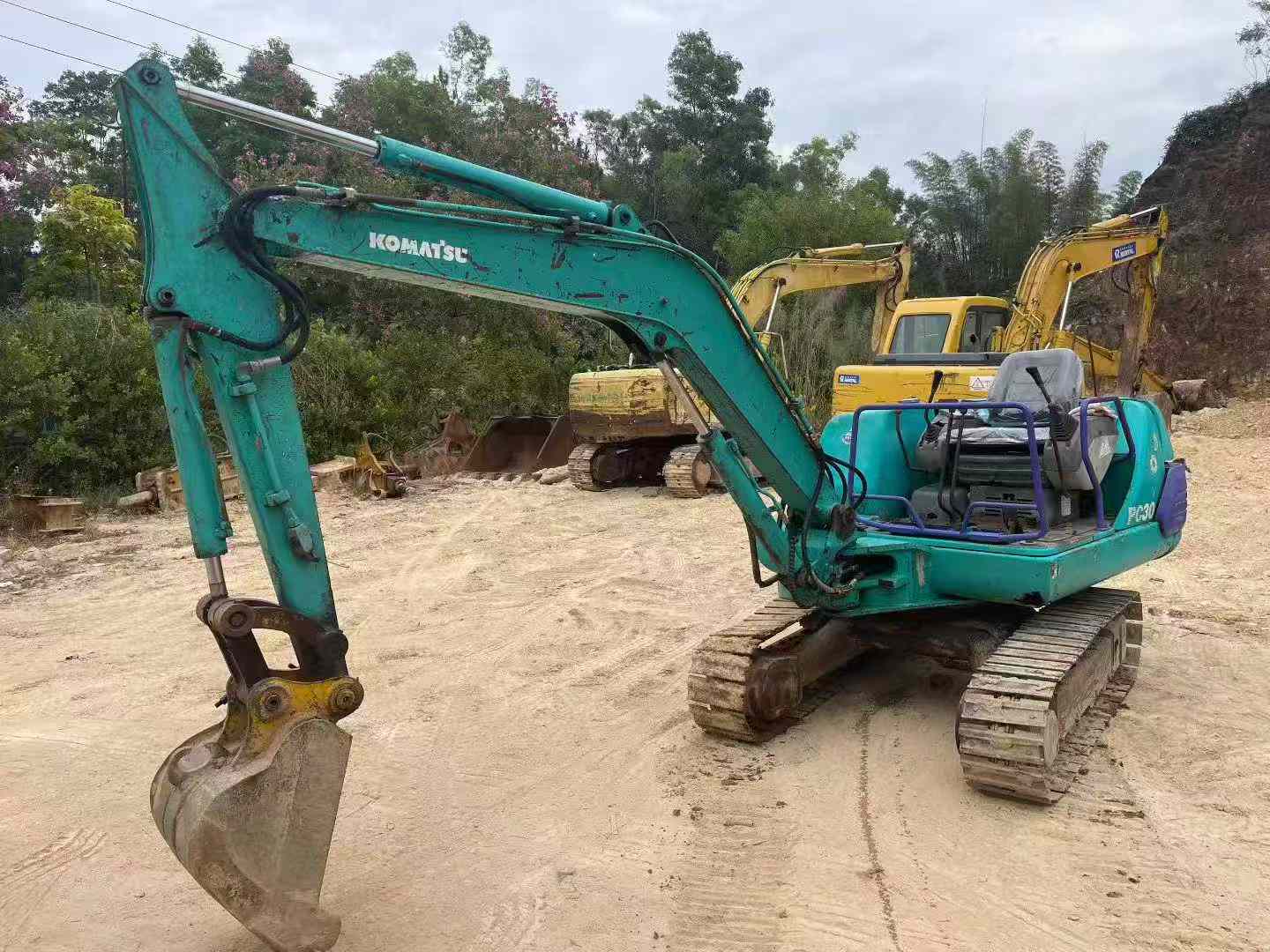 Buy Komatsu PC30-7 Used Excavator / 2