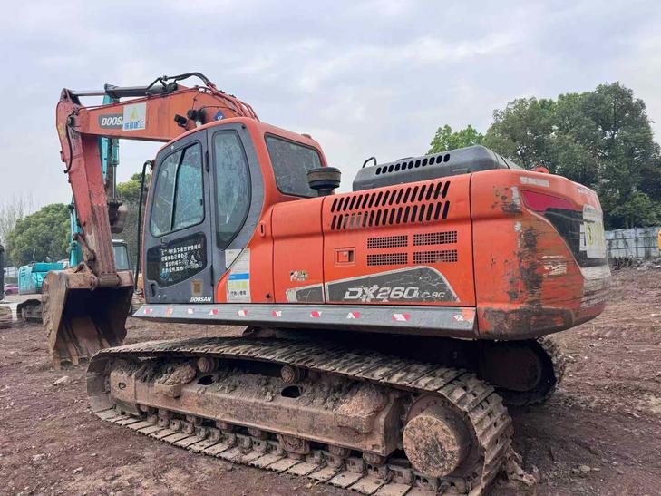 Buy Doosan DX230LC Used Excavator / 1