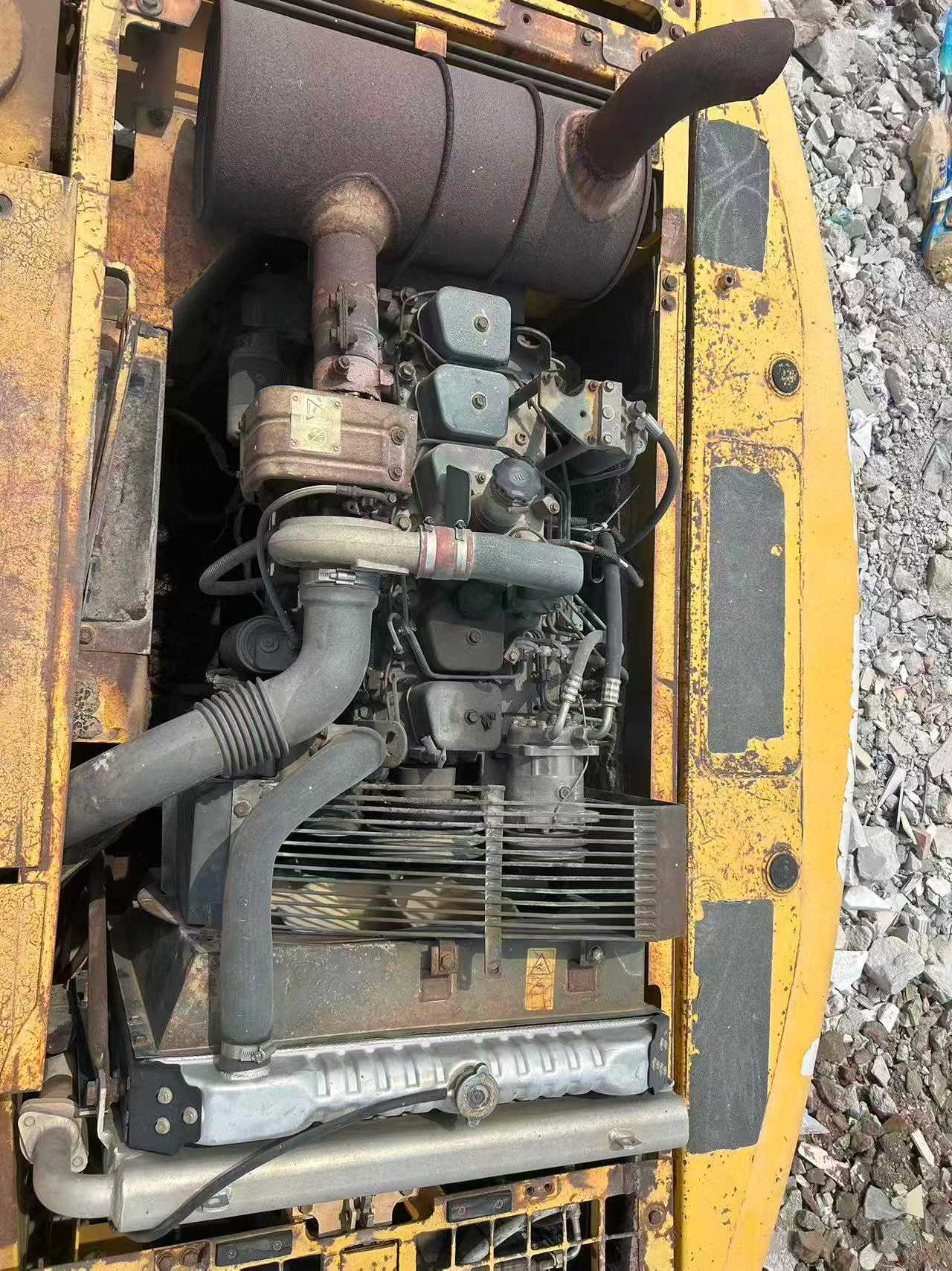 Buy Komatsu PC200-6E Used Excavator / 4