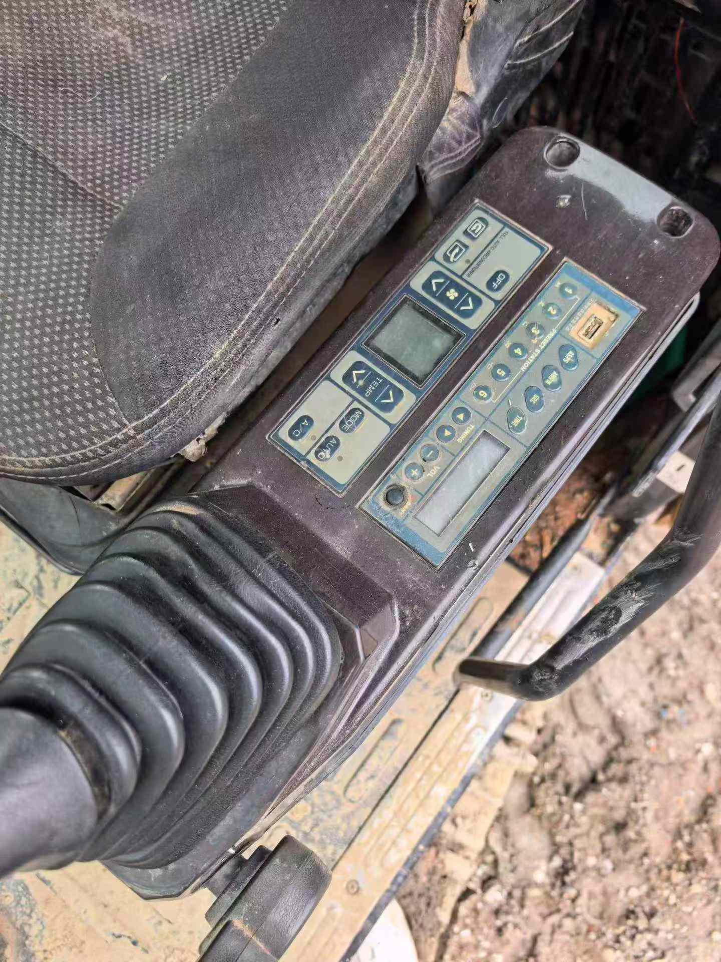 Buy Sany SY205C Used Excavator / 4