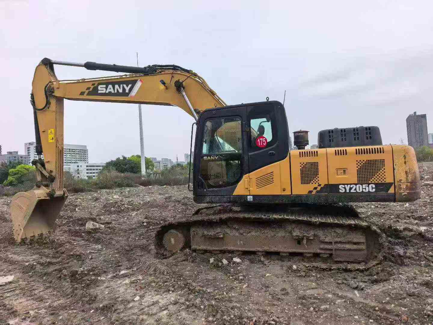 Buy Sany SY205C Used Excavator / 5