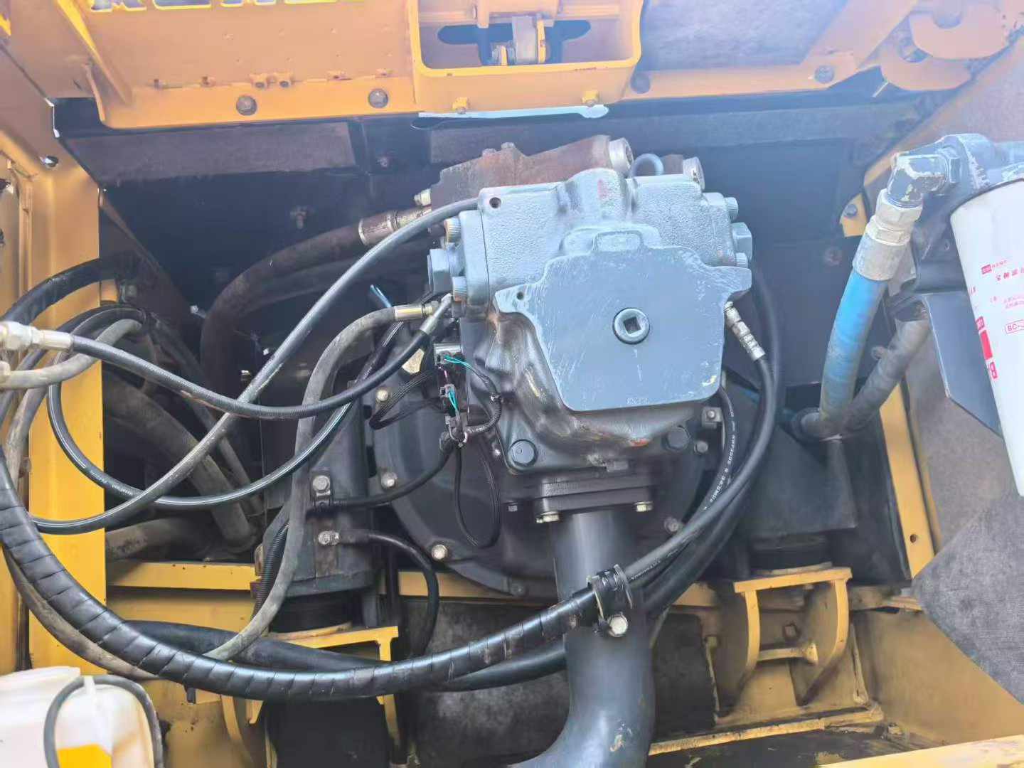 Buy Komatsu PC350-6 Used Excavator / 4