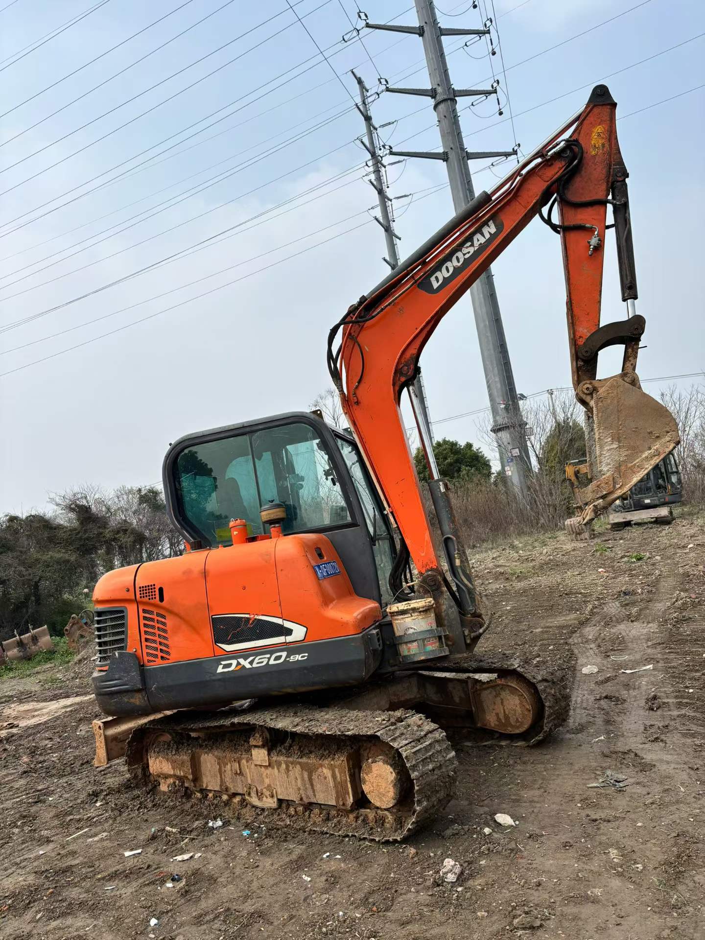 Buy Doosan DX55W Used Excavator / 4