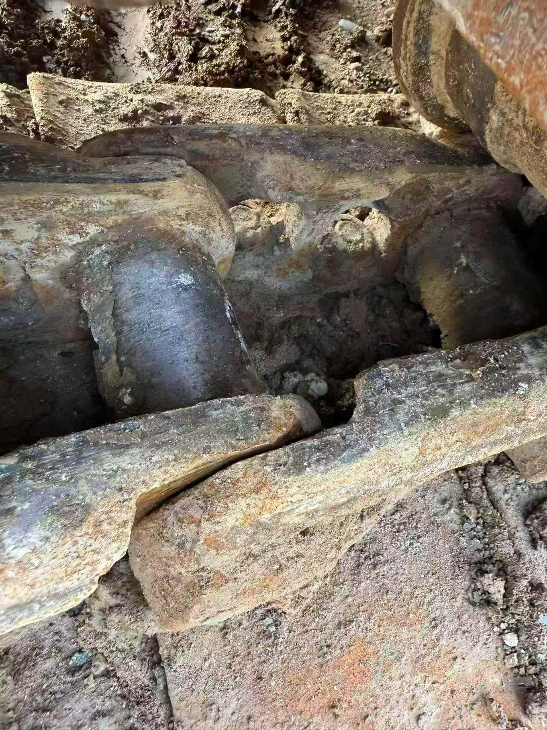 Buy XCMG XE470 Used Excavator / 8