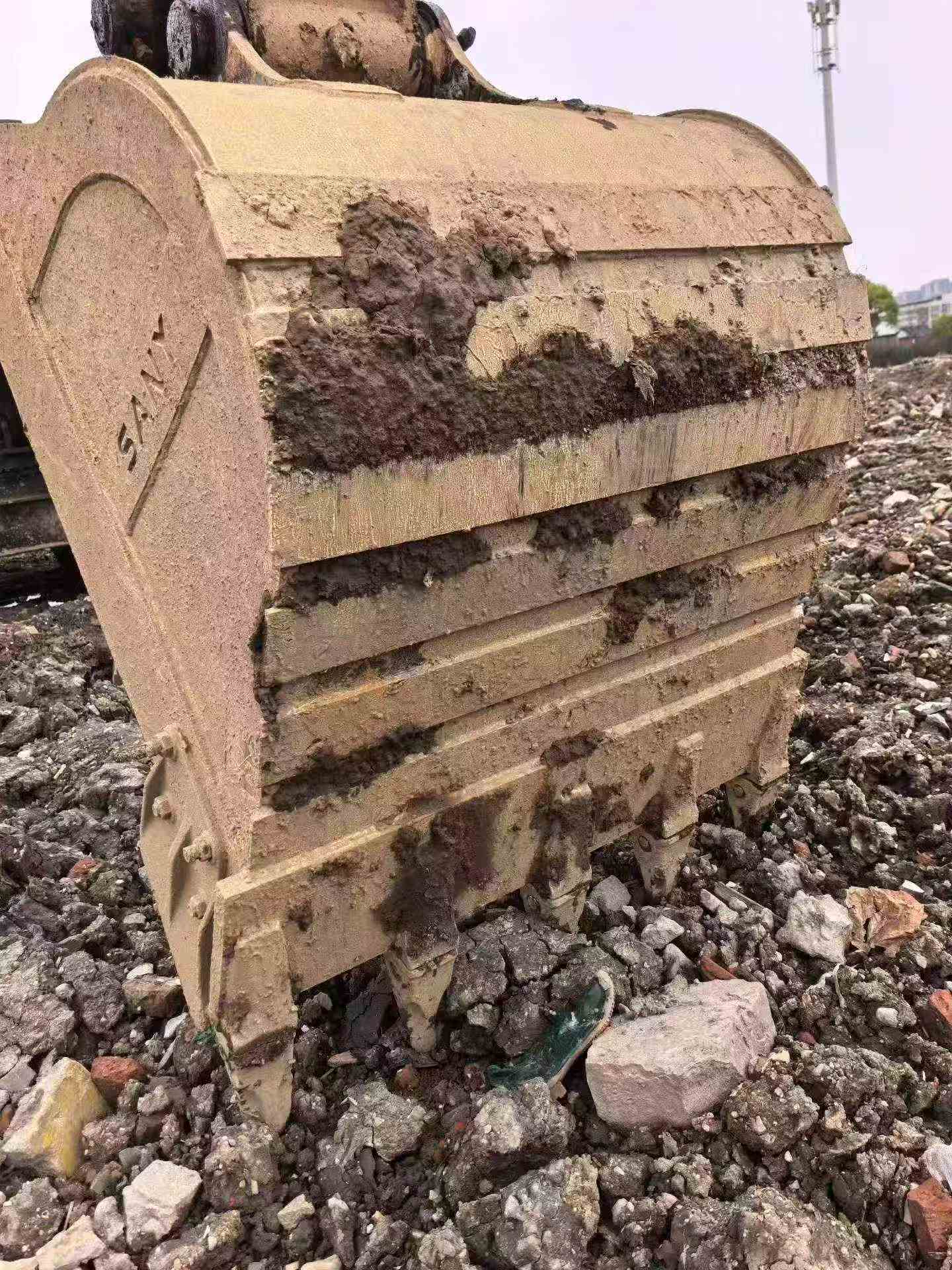 Buy Sany SY205C Used Excavator / 9