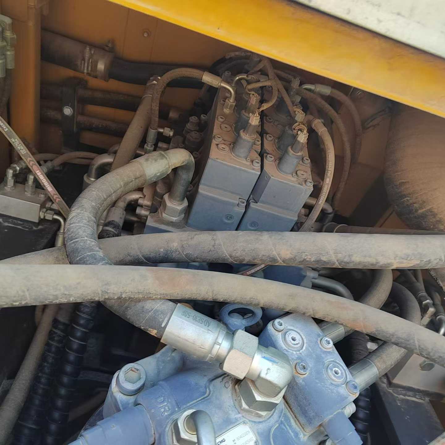 Buy XCMG XE205DA Used Excavator / 2