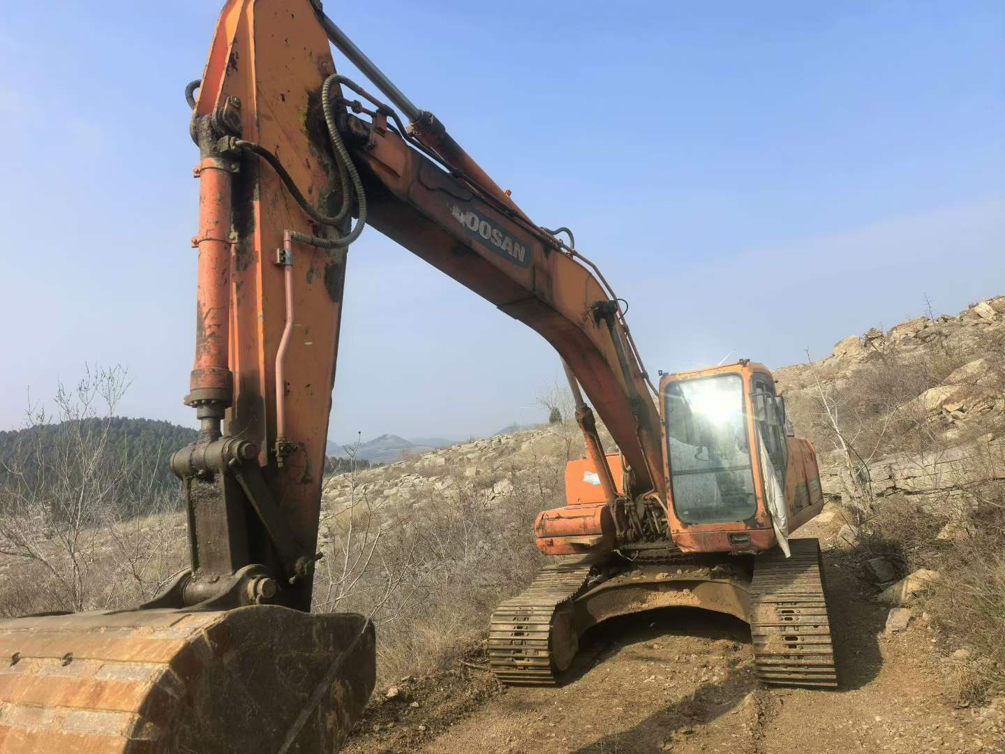 Buy Doosan DH225-9 Used Excavator / 8