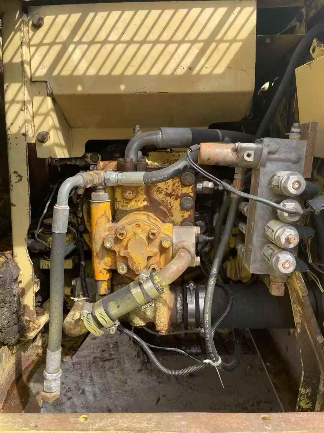 Buy Komatsu PC120 Used Excavator / 6