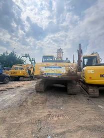 Buy Komatsu PC200-7 Used Excavator / 2 Buy Komatsu PC200-7 Used Excavator / 2