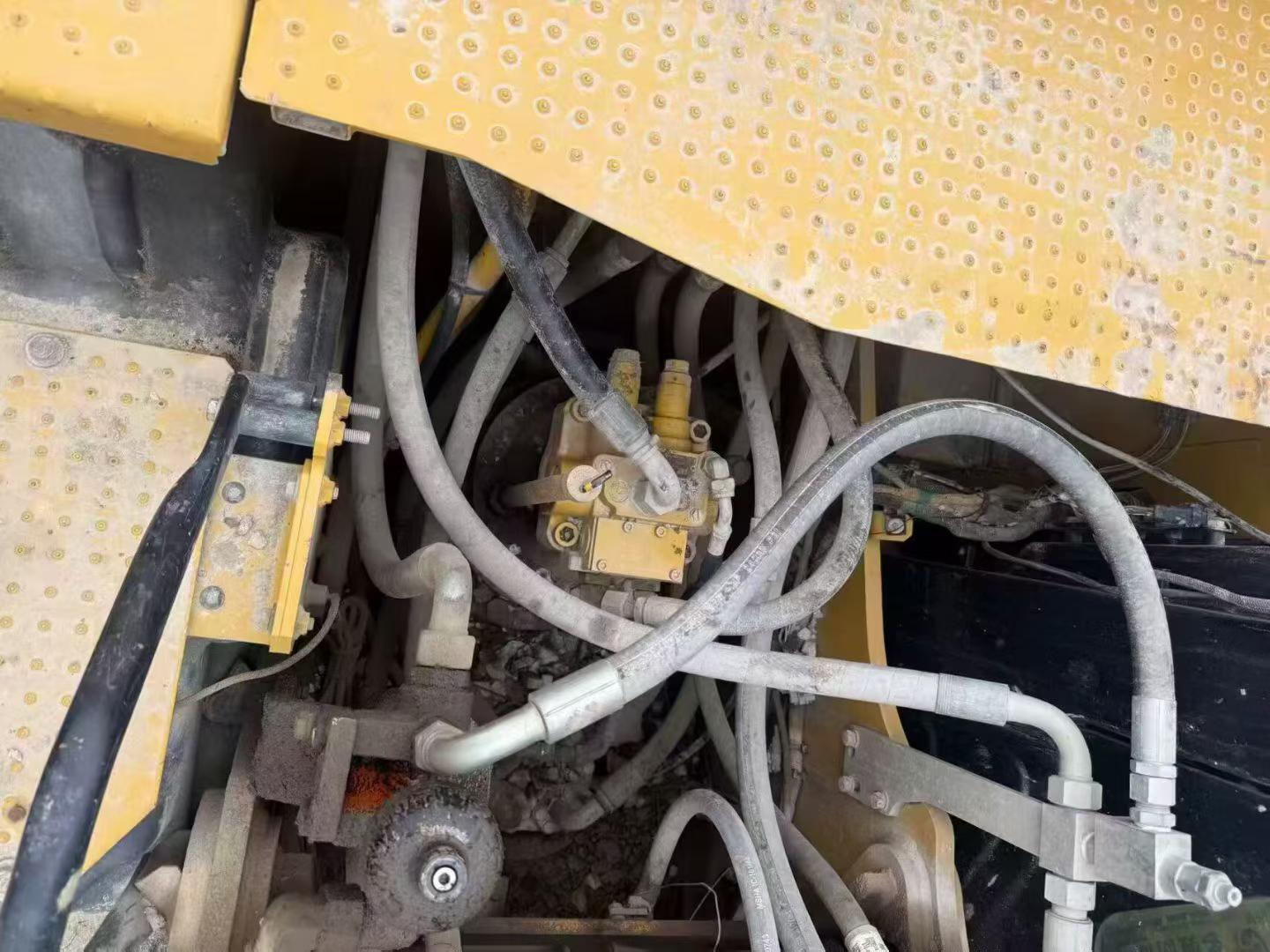 Buy Caterpillar 320A Used Excavator / 6